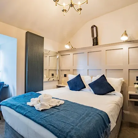 Modern By The Marina * Dublin